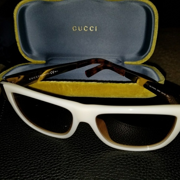 GUCCI SUNGLASSES - Picture 3 of 8